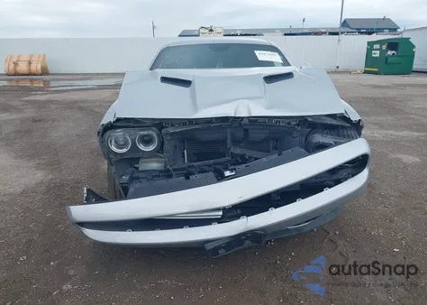 2021 Dodge Challenger Sxt Awd from USA, damaged, VIN 2C3CDZGG4MH600339